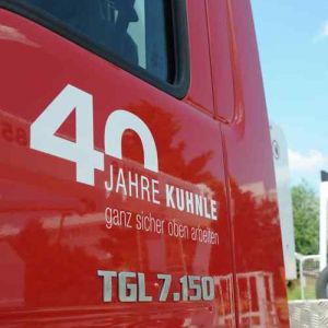 Arbeitsbühne mieten bei Kuhnle - 40 jähriges Jubiläum