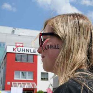 Arbeitsbühne mieten bei Kuhnle - 40 jähriges Jubiläum