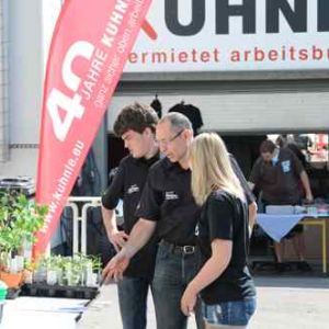 Arbeitsbühne mieten bei Kuhnle - 40 jähriges Jubiläum